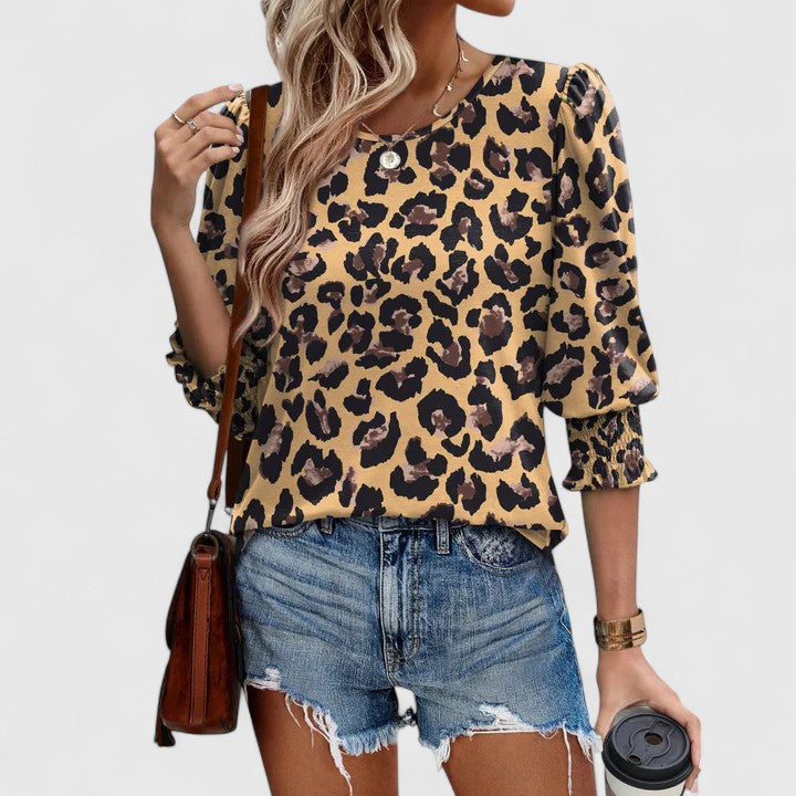 Solara™ | Elegant Smockad Topp