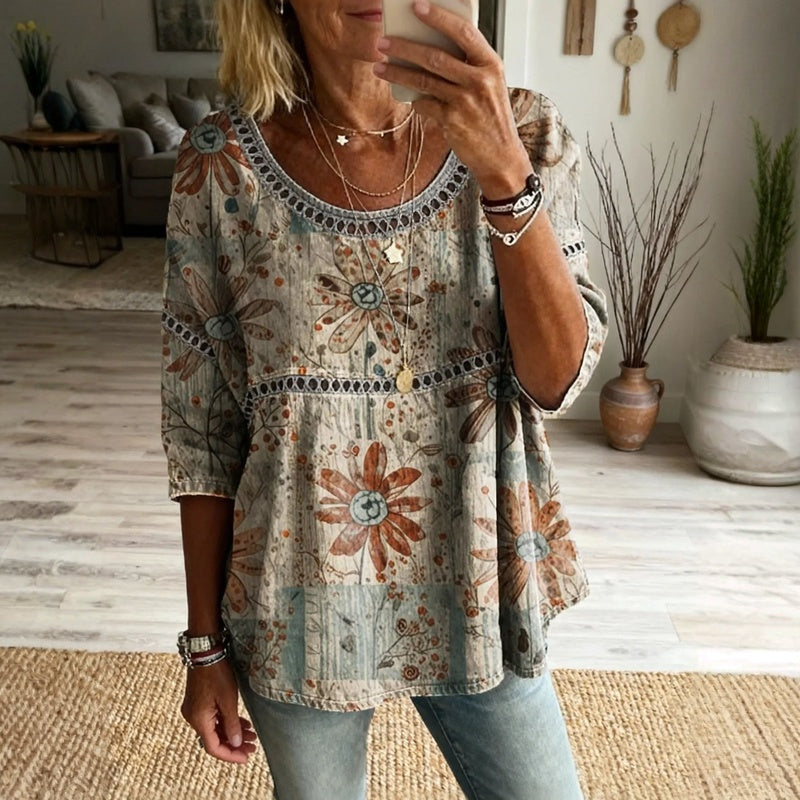 Émilie™ | Vintageblus med blommönster