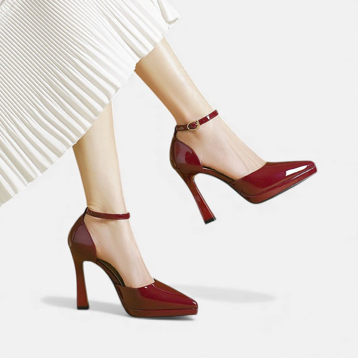 Majia | Moderna Läderpumps med Ankelspänne