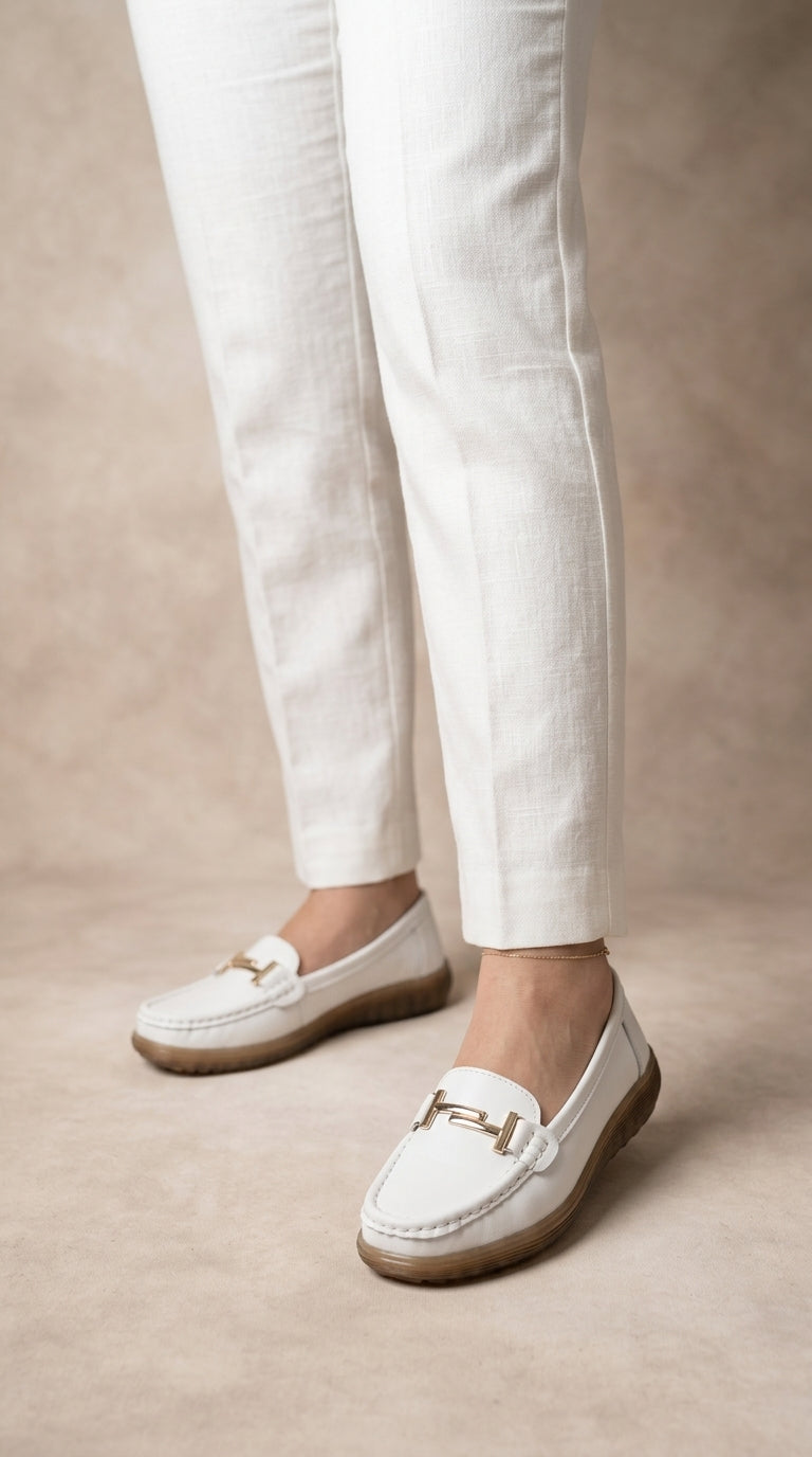 Moccasiner i äkta läder