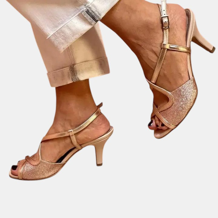 Birgittaa | Moderna Sandaletter med Blockklack och Ankelrem