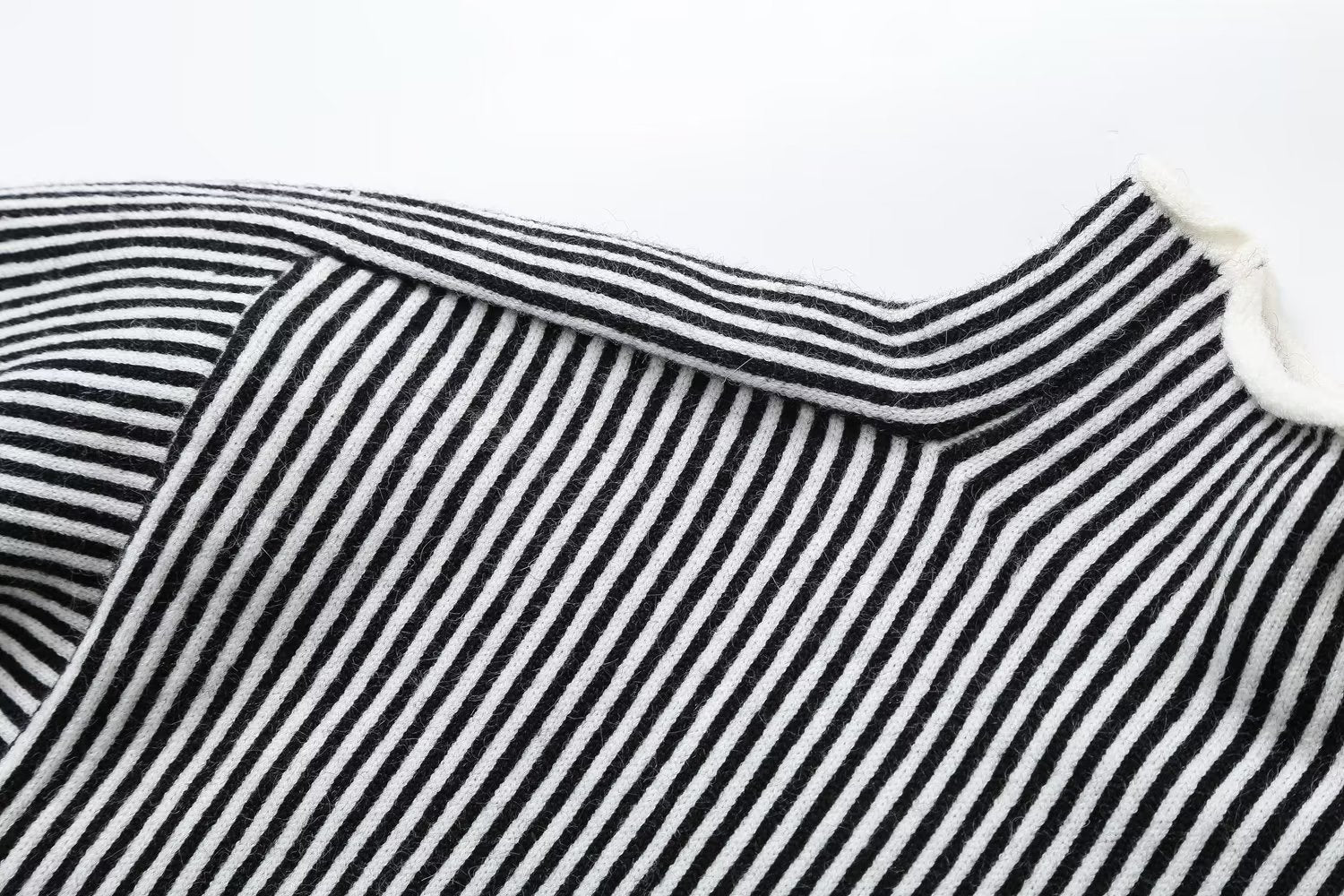 Tilde – Randig oversized polotröja