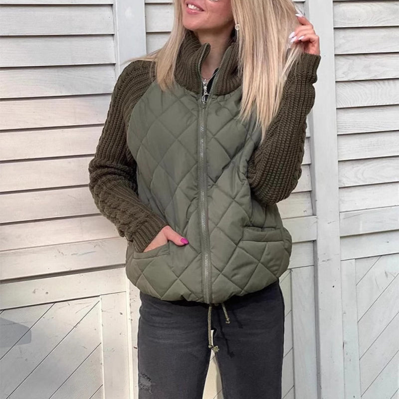 Alva – Stickjacka med quiltad front