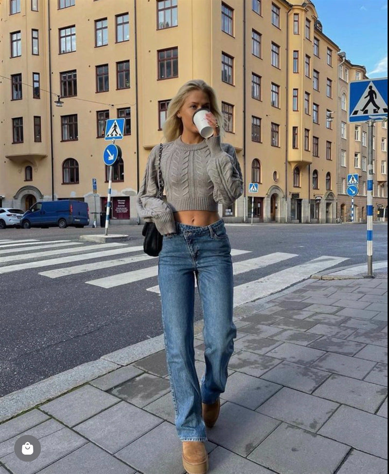 Elise - Stickad cropped tröja med knytdetalj