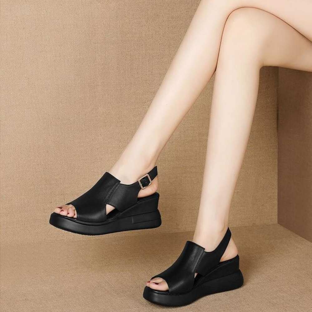 Deloria™ | Ortopediska Kilar Slingback Sandaler