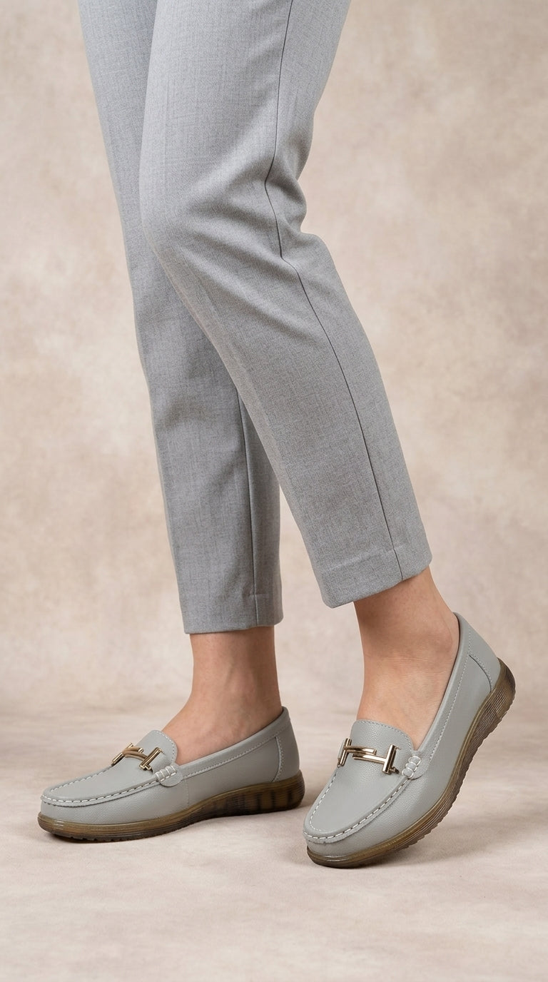 Moccasiner i äkta läder