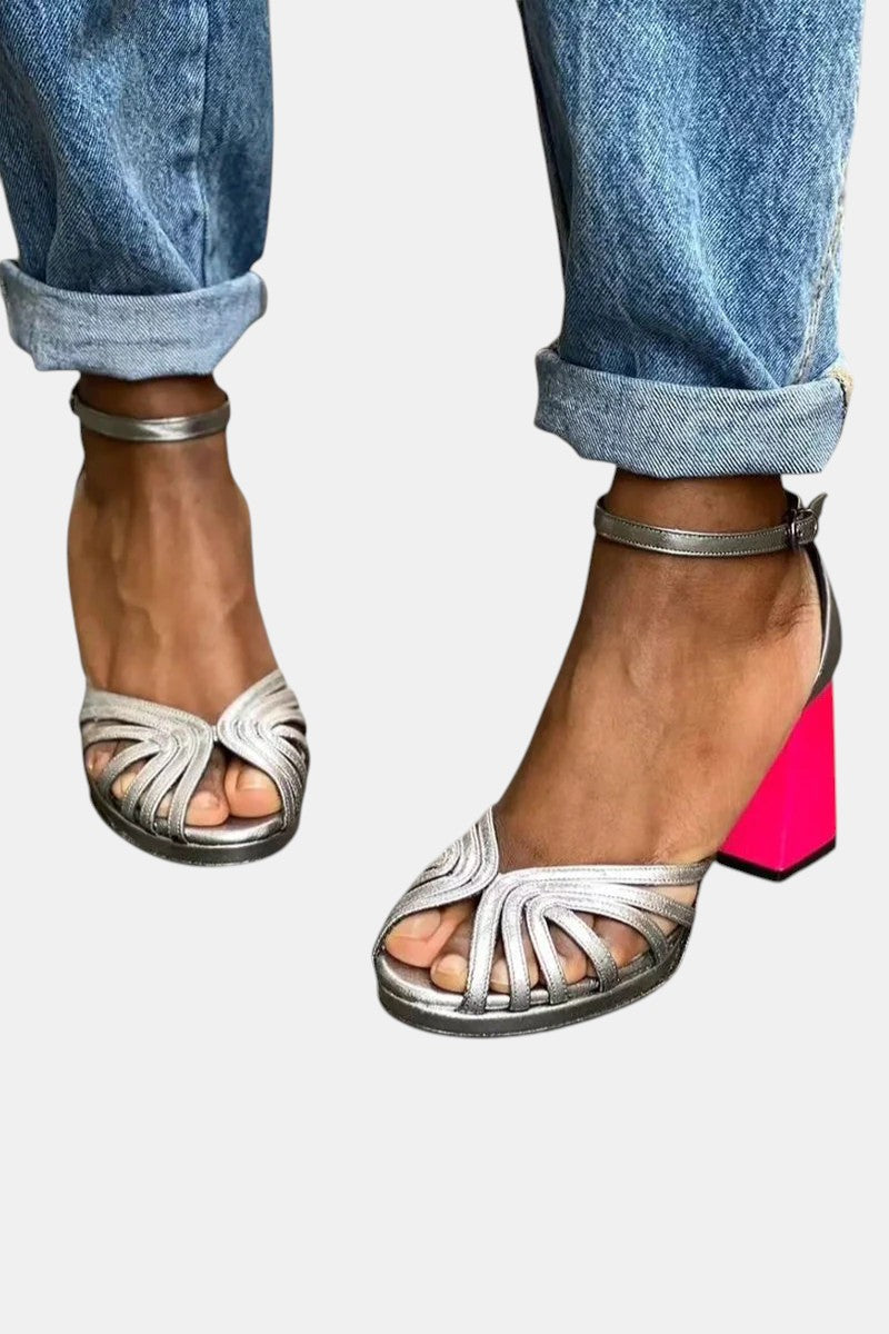 Bertaa | Eleganta Klackskor med Blockklack och Spänne