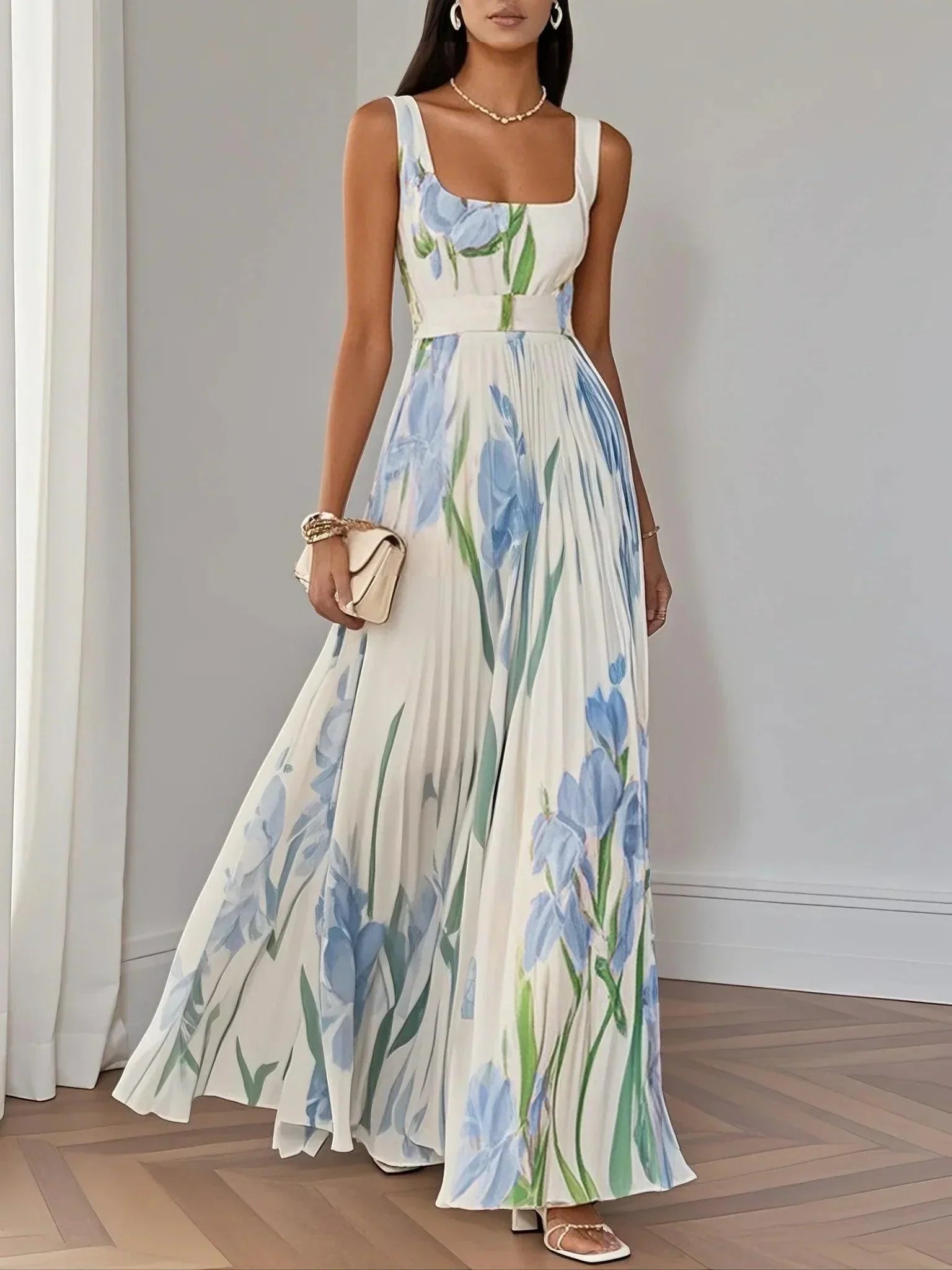 Cecilia | Plisserad Chiffon Maxiklänning med Blomsterprint
